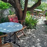 Apartament Zlosilo *