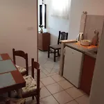 Apartament Zlosilo *