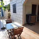 Zlosilo Apartament Orašac