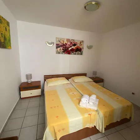 Zlosilo Διαμέρισμα *