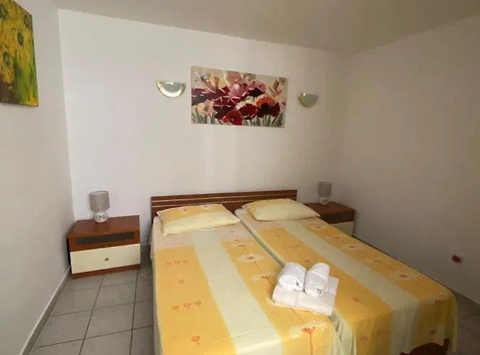 Zlosilo Apartamento *